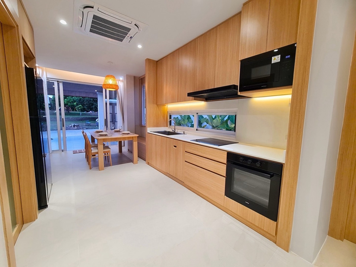 ภูเก็ต : ภูเก็ตพูลวิลล่า ไกล้แหล่งท่องเที่ยว