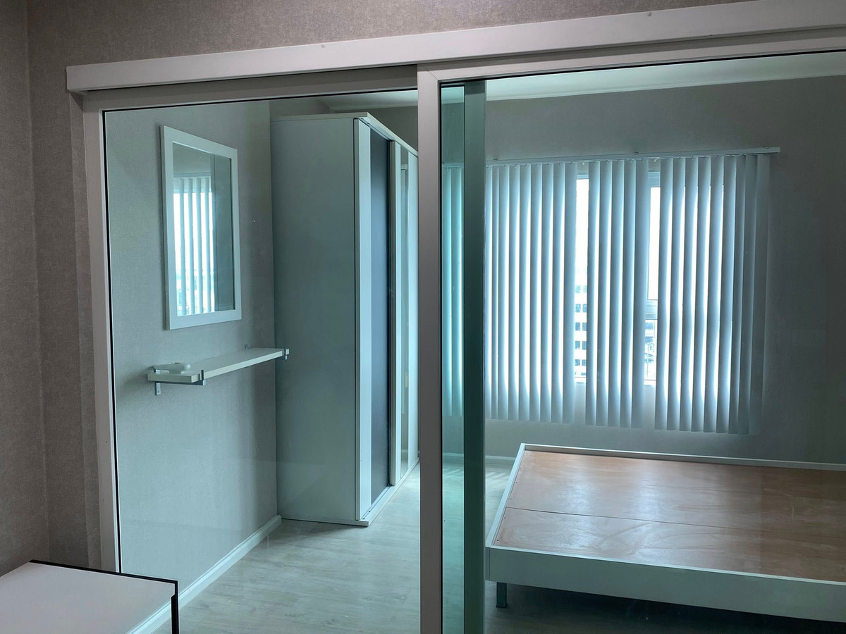 For RentCondoThaphra, Talat Phlu, Wutthakat : ⭐️ Aspire Sathorn - Thapra ⭐️ 1 Bedroom, fully furnished with electrical appliances. You can move in now.