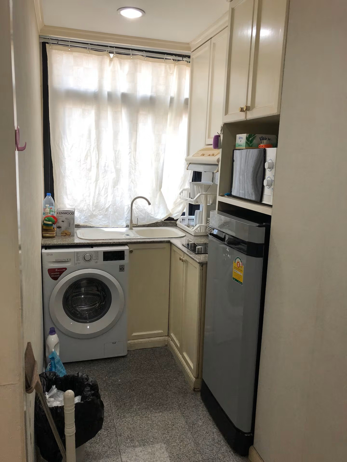 คอนโดสีลม ศาลาแดง บางรัก : ★ เช่า/ขาย Green Point Silom★ 62 ตรม.,ชั้น 3 (2 ห้องนอน 1 ห้องน้ำ), ★ใกล้ BTS ช่องนนทรี ★ใกล้ Central สีลม, อาคารอื้อจื่อเหลียง★ สิ่งอำนวยความสะดวกมากมาย★ เครื่องใช้ไฟฟ้าครบครัน★ 