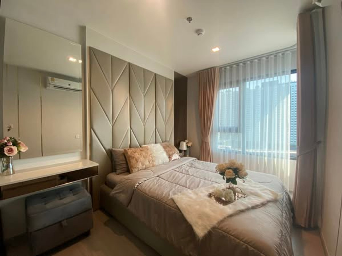 ให้เช่าคอนโดท่าพระ ตลาดพลู วุฒากาศ : Life Sathorn Sierra【𝐑𝐄𝐍𝐓】🔥ห้องดีไซน์เรียบหรู คงความโคซี่ เรียบง่ายสบายตา จัดสเปซลงตัว🔥 ติดต่อไลน์ไอดี: @hacondo