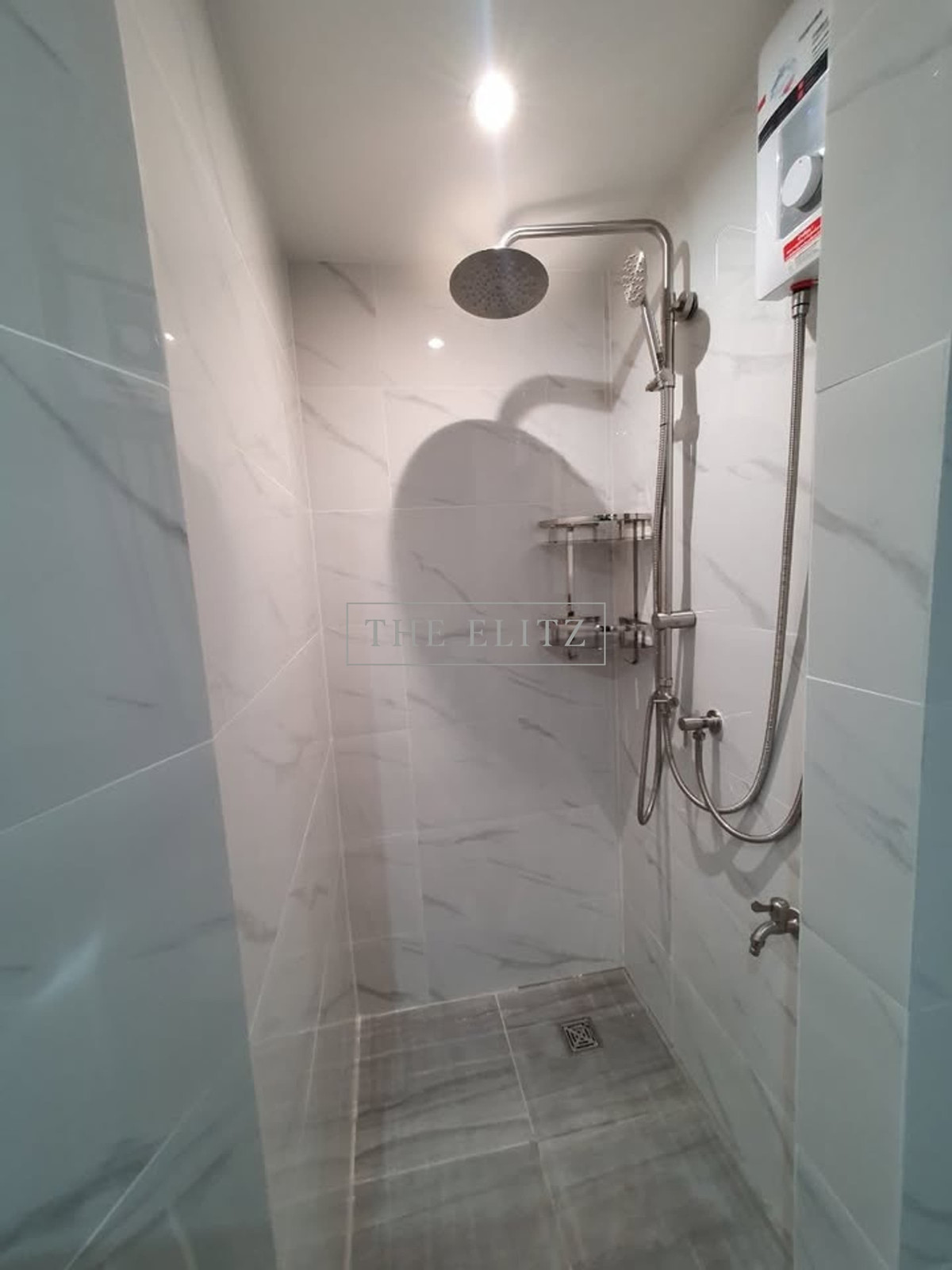 คอนโดสีลม ศาลาแดง บางรัก : ✨ ลงทุนกับสินทรัพย์ที่ไม่มีวันเสื่อมคลาย Silom Condominium ทำเลศาลาแดง-สีลม ปล่อยเช่าง่าย Yield ดี เป็นที่ต้องการตลอดกาล 😊