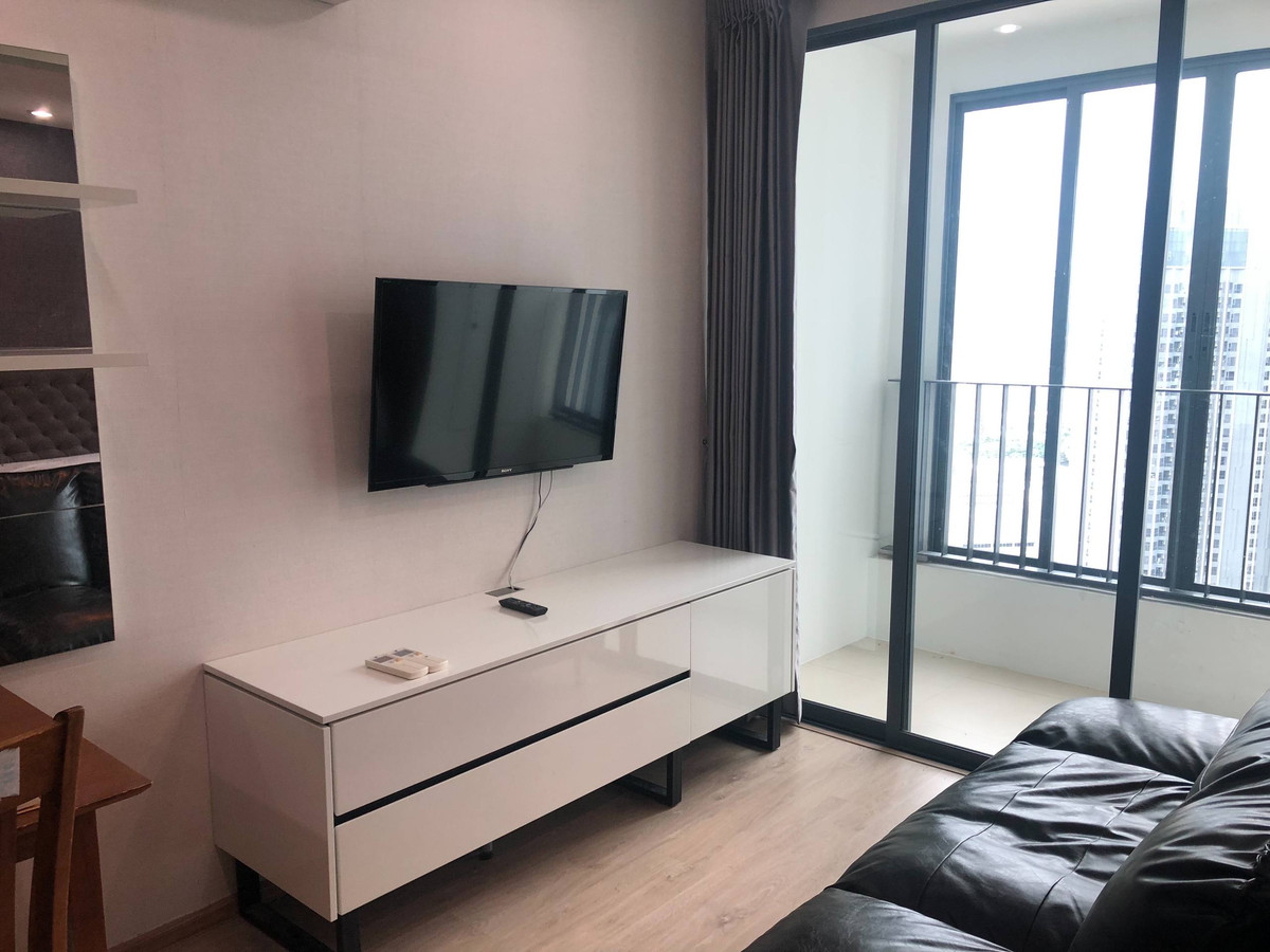 ขายคอนโดสยาม จุฬา สามย่าน : Ideo Q Chula Samyan【𝐒𝐄𝐋𝐋 & 𝐑𝐄𝐍𝐓】🔥ห้องดีไซน์เรียบโก้ โทนเข้มมีคาแรกเตอร์🔥 ติดต่อไลน์ไอดี: @hacondo