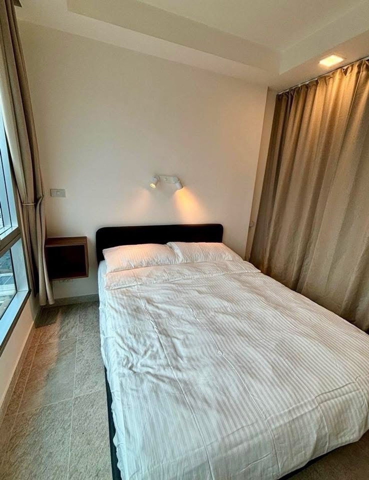 For RentCondoRama9, Petchburi, RCA : 27”Monitor