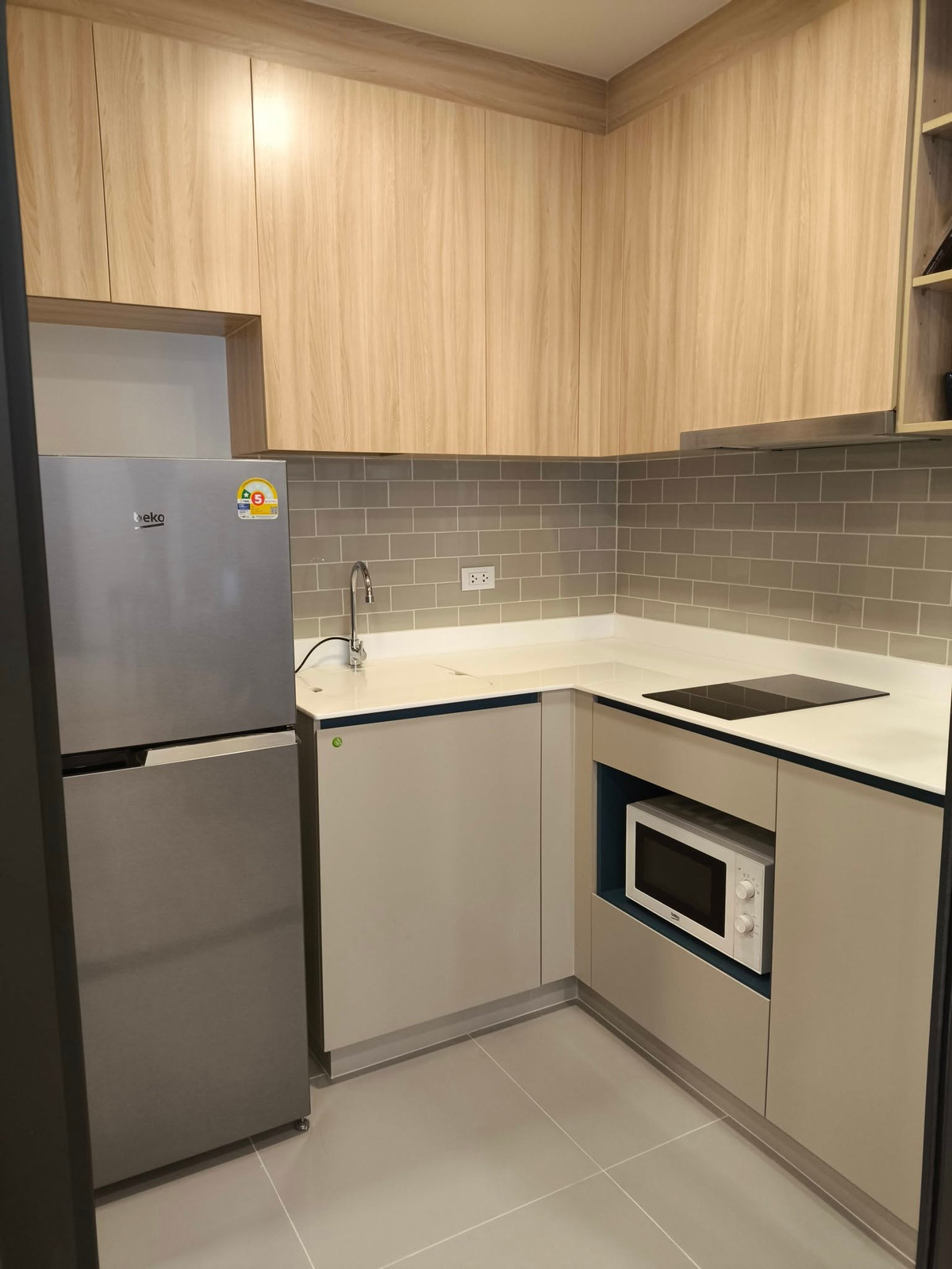 ให้เช่าคอนโดราชเทวี พญาไท : XT Phayathai【𝐑𝐄𝐍𝐓】🔥ห้องโมเดิร์นเท่ โทนเข้มดูมีสไตล์ ให้ความรู้สึกสดชื่นด้วยลายไม้ 🔥 ติดต่อไลน์ไอดี: @hacondo