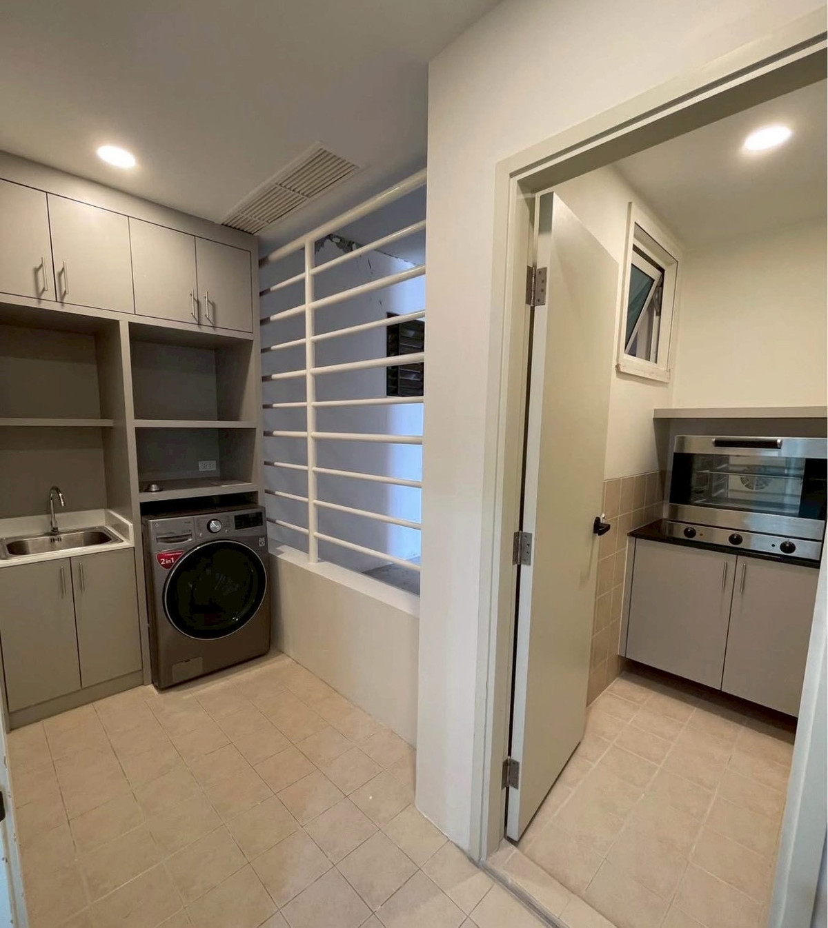 ขายคอนโดสาทร นราธิวาส : 🔥 หลุดจอง! ราคานี้หาไม่ได้ง่าย ๆ ดิ เอ็มไพร์ เพลส พร้อมโอน 🔥MD-26086118