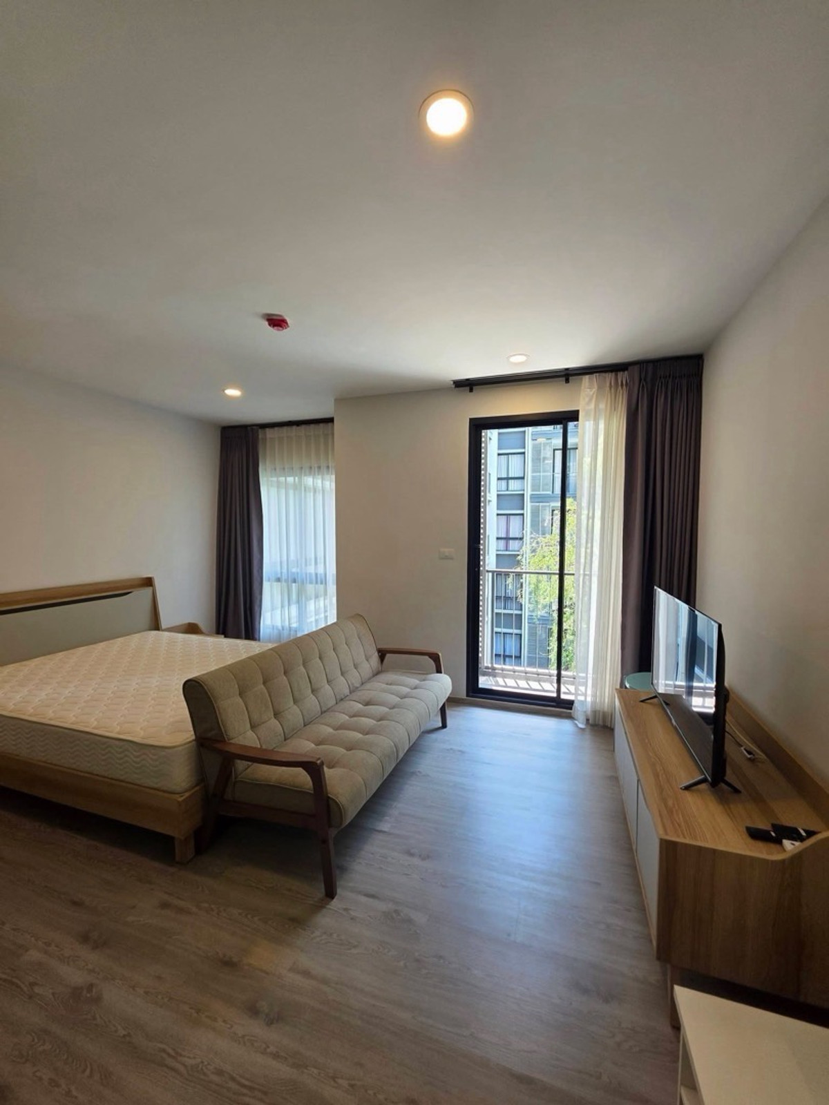 ให้เช่าคอนโดบางนา แบริ่ง ลาซาล : 🏢 [ให้เช่า] DOLCE LASALLE ใกล้ BTS แบริ่ง 700m 🔥 Price: 9,500 THB/Month