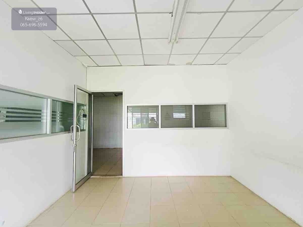 For SaleWarehouseSamut Prakan,Samrong : small factory logistics or build an office with a warehouse