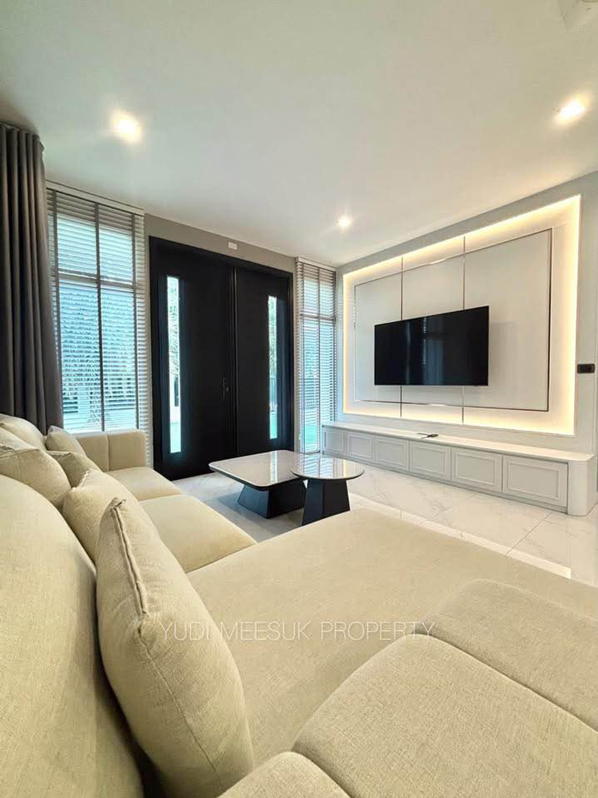 ให้เช่าบ้านลาดกระบัง สุวรรณภูมิ : บ้านให้เช่าใกล้ห้างสรรพสินค้า ใกล้สนามบินสุวรรณภูมิ