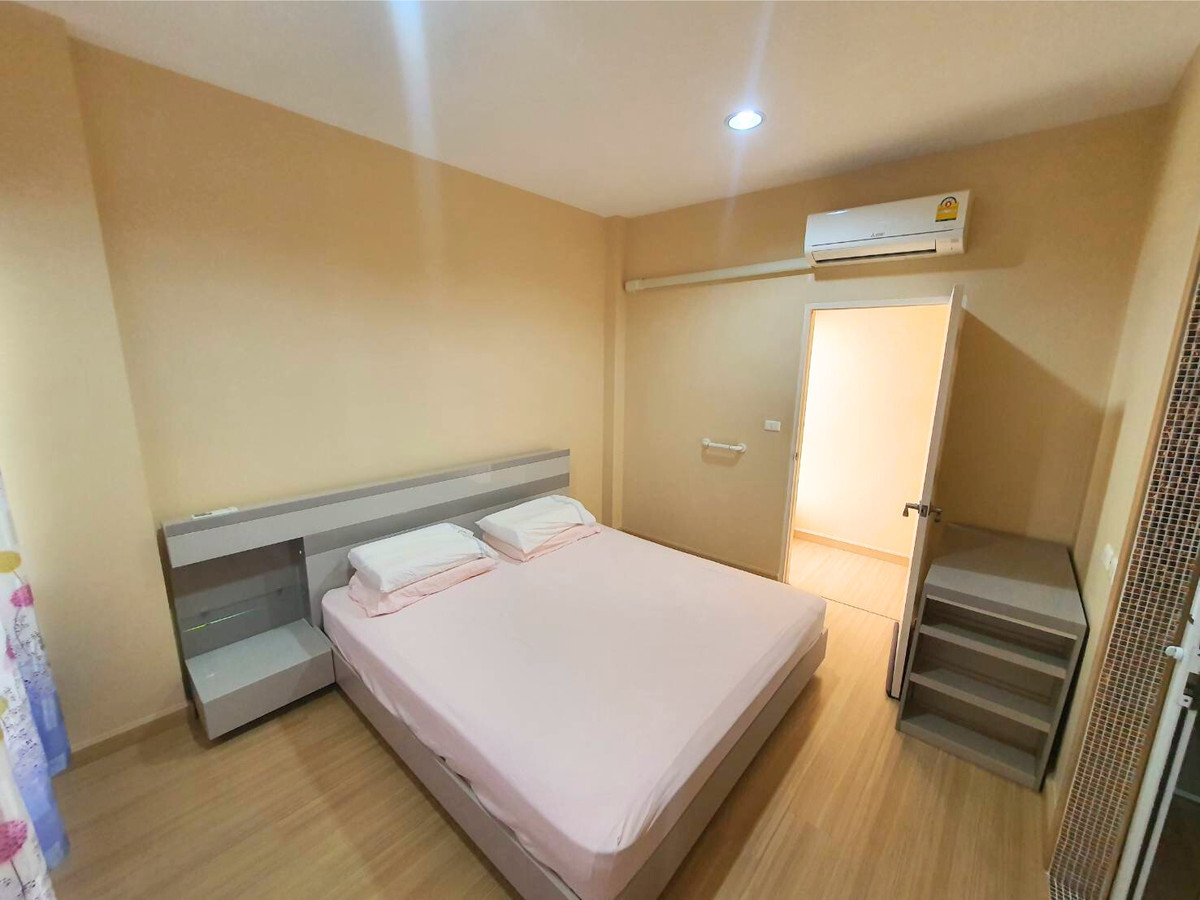 HouseMin Buri, Romklao : For sale, for rent, detached house in front of Parkway Aliv Park, Ramkhamhaeng (Parkway Chalet new phase), next to the BTS, 3 bedrooms, 4 bathrooms, beautiful house, no need to repair, ready to decorate.