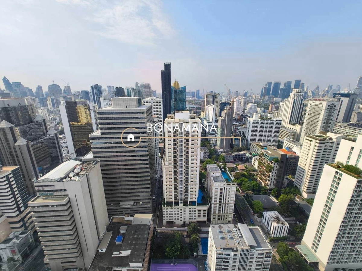For RentOfficeSukhumvit, Asoke, Thonglor : Office for rent, 41st floor, size 110.58 square meters @ Asoke, Sukhumvit 21, Bangkok | Near MRT Sukhumvit Station, distance 550 meters.