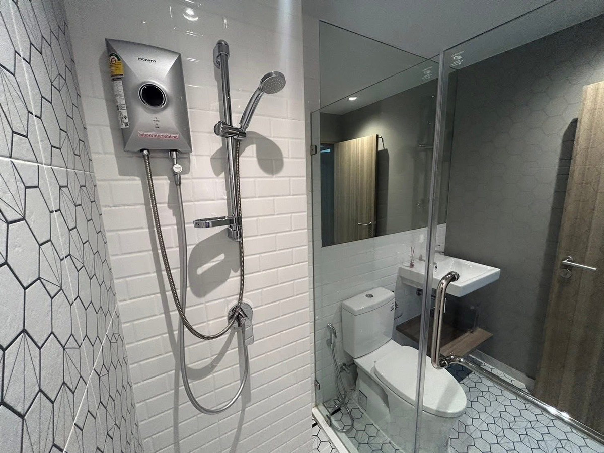 For RentCondoThaphra, Talat Phlu, Wutthakat : ⭐️ Altitude Unicorn Sathorn-Tha Phra ⭐️1 bedroom, size 24 sq m., complete furniture and electrical appliances.