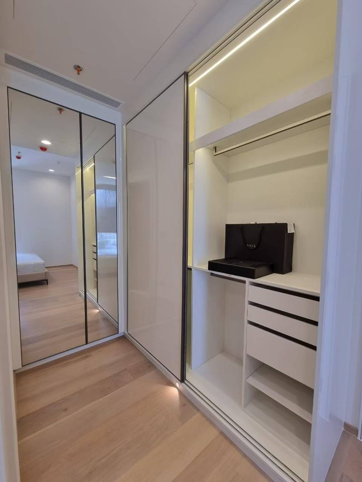 ให้เช่าคอนโดสาทร นราธิวาส : ✨Condo for Rent : Anil Sathorn 12 (AP-02) ( line : @condo91 )