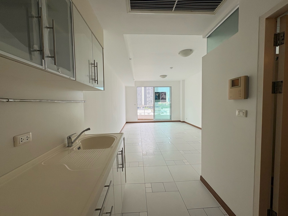 ขายคอนโดวงเวียนใหญ่ เจริญนคร : ขาย!!! ห้องสวยพร้อมอยู่