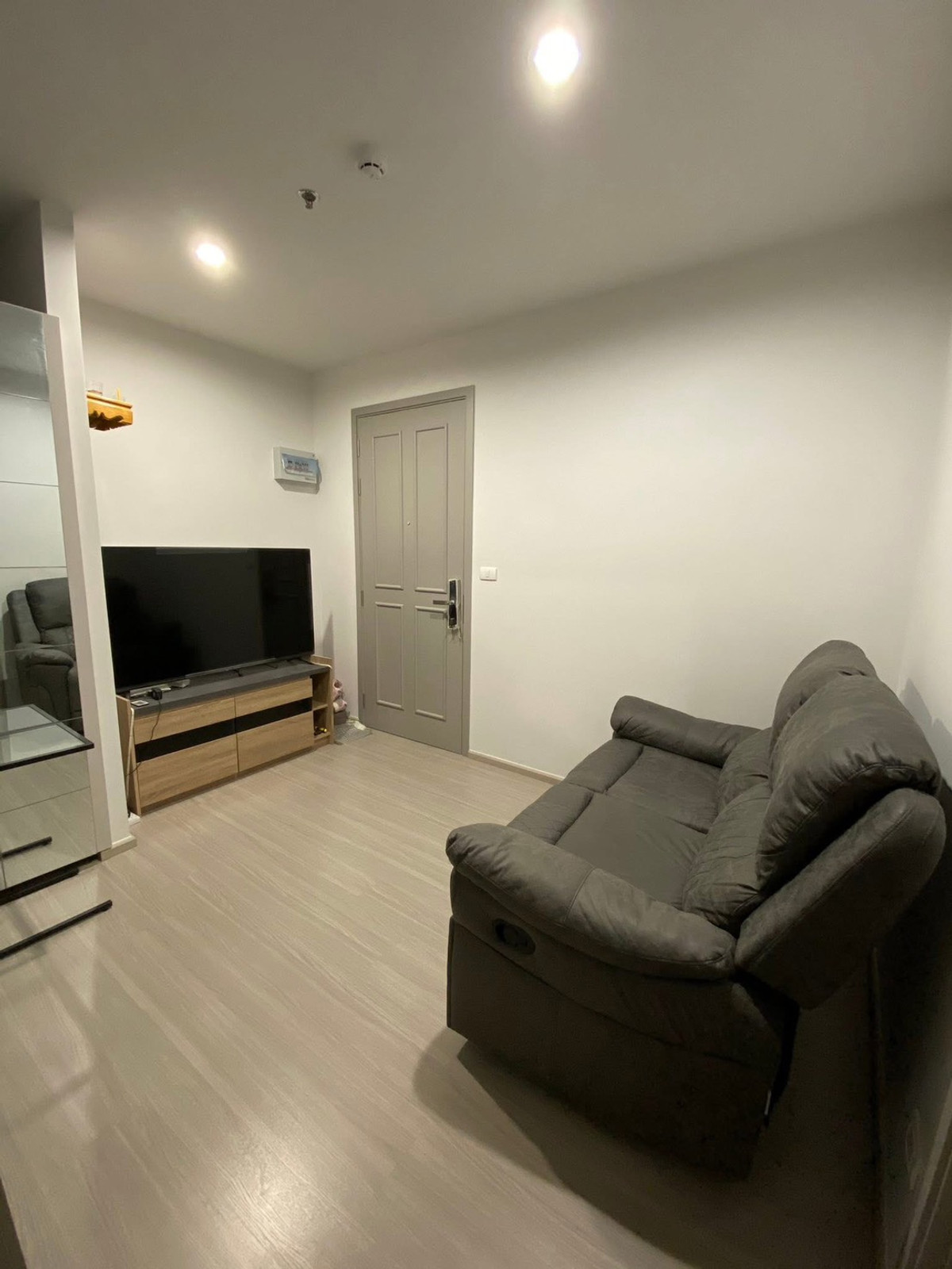 For RentCondoBang kae, Phetkasem : ⭐️The Parkland Phetkasem 56 ⭐1 BED 1 BATH, complete room amenities, ready to move.