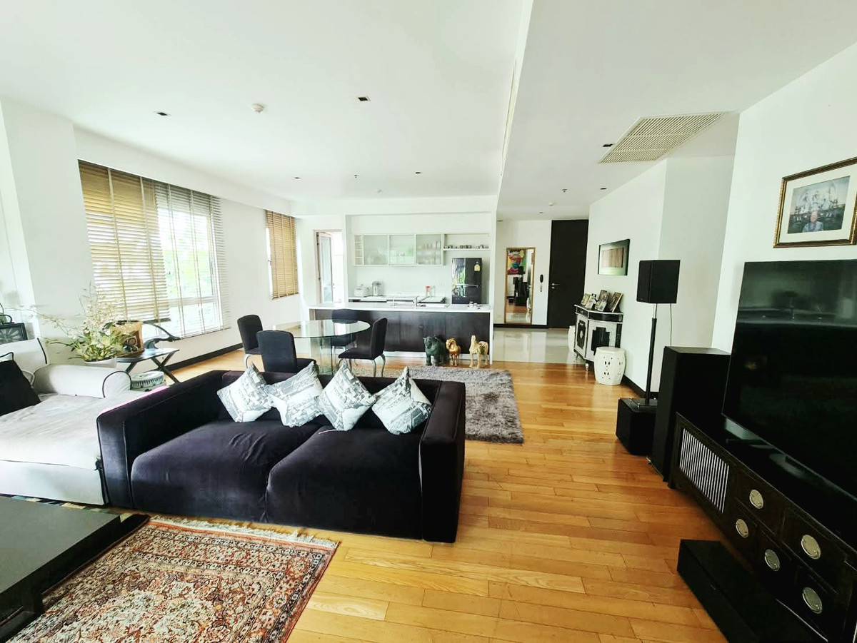 ขายคอนโดอ่อนนุช อุดมสุข : The Lofts Yennakart / ห้องกว้าง เงียบสงบ ในซอยเย็นอากาศ / 3 ห้องนอน 180 ตร.ม. โทร 0937890899