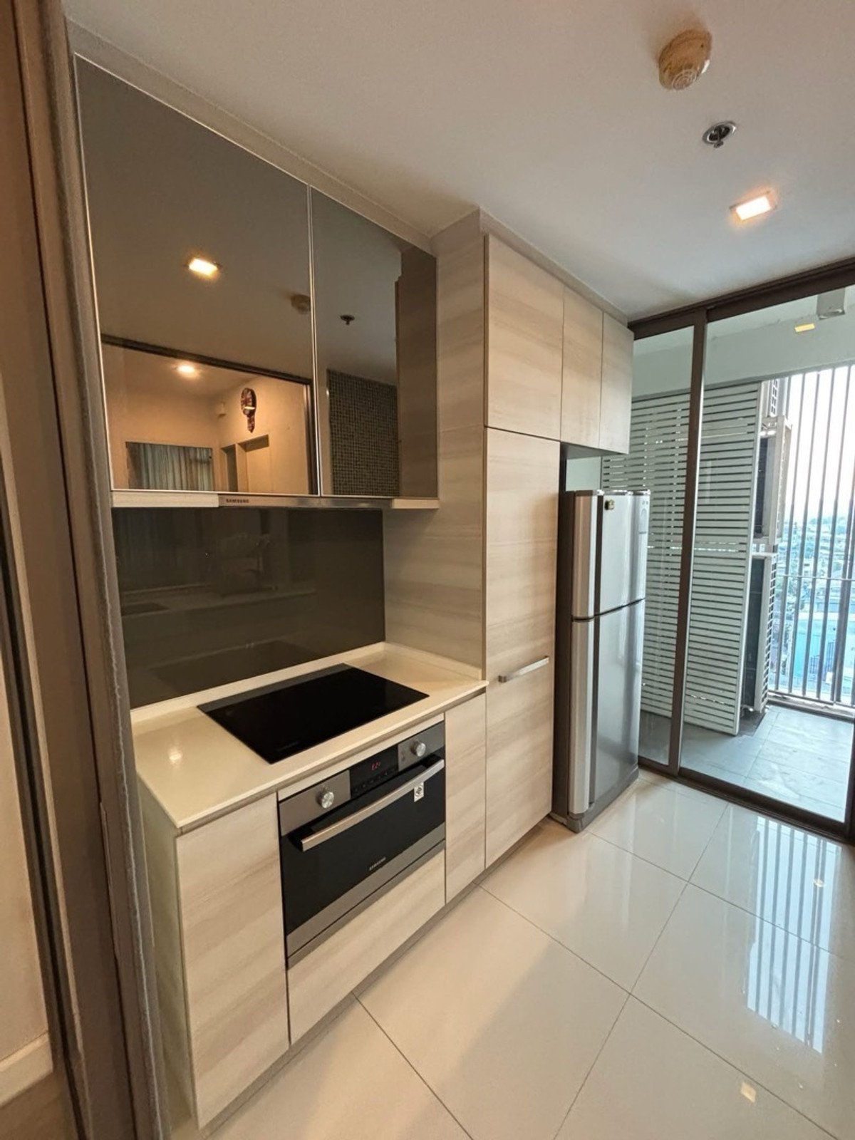 For RentCondoWongwianyai, Charoennakor : #Z4995💥 150369 🔥Condo for rent The Room Wongwian Yai