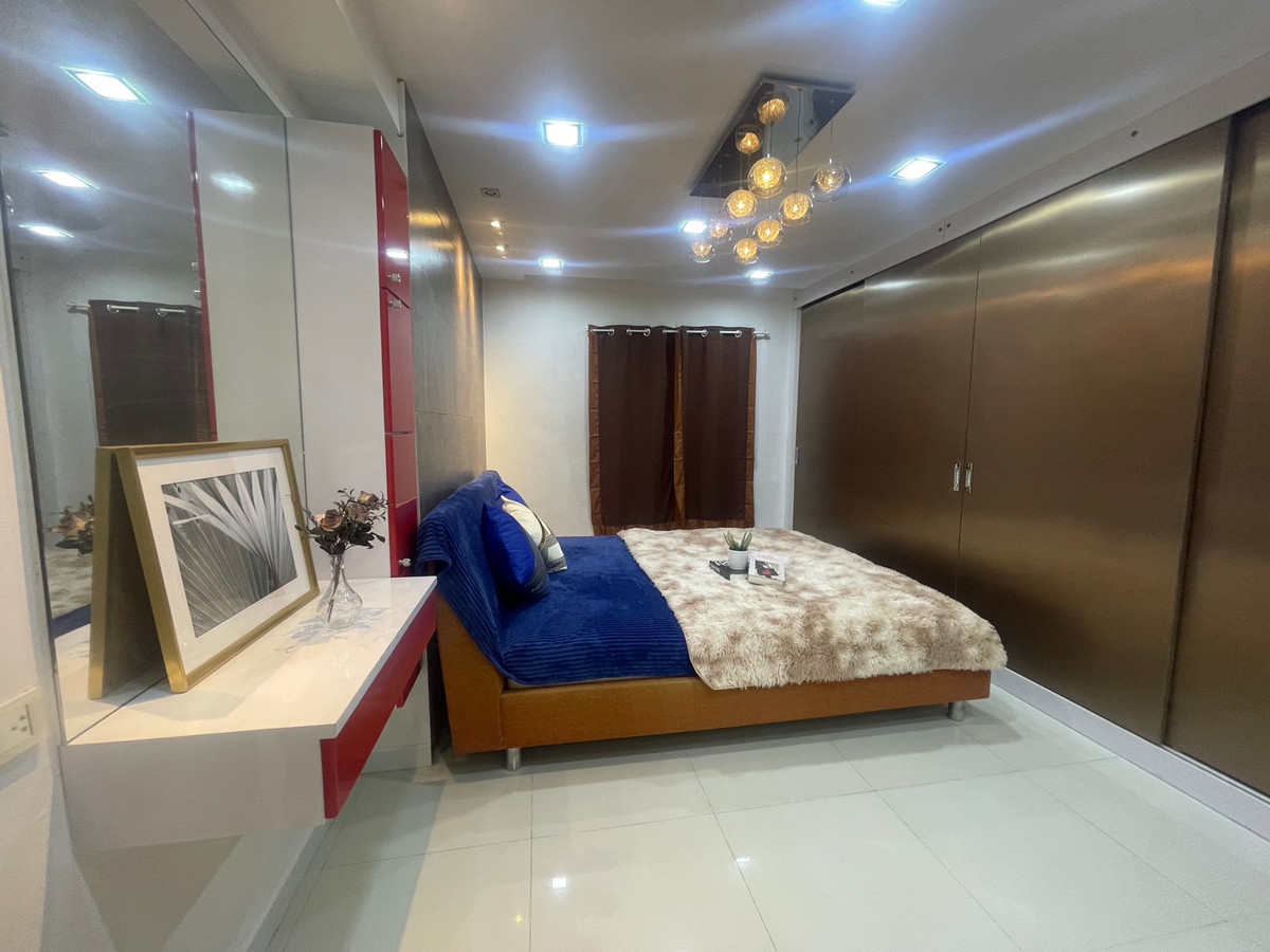 ให้เช่าคอนโดพระราม 9 เพชรบุรีตัดใหม่ RCA : 2 นอน 1 น้ำ ห้องสวย ติดเซ็นทรัลพระราม 9