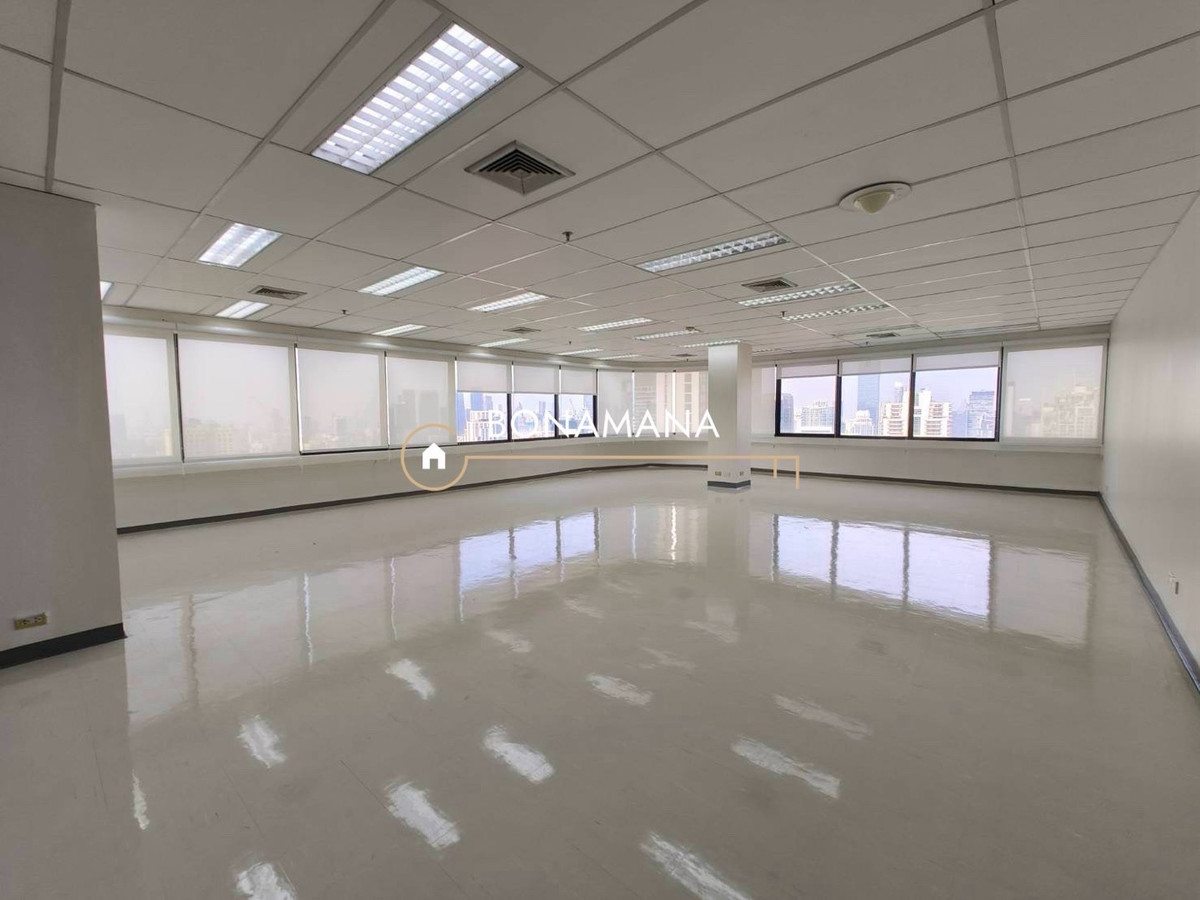 ให้เช่าสำนักงานสุขุมวิท อโศก ทองหล่อ : ให้เช่า ออฟฟิต สำนักงาน ชั้น 41 ขนาด 110.58 ตารางเมตร @ อโศก สุขุมวิท 21 กรุงเทพ | ใกล้ รถไฟฟ้า MRT สถานี สุขุมวิท ระยะทาง 550 เมตร