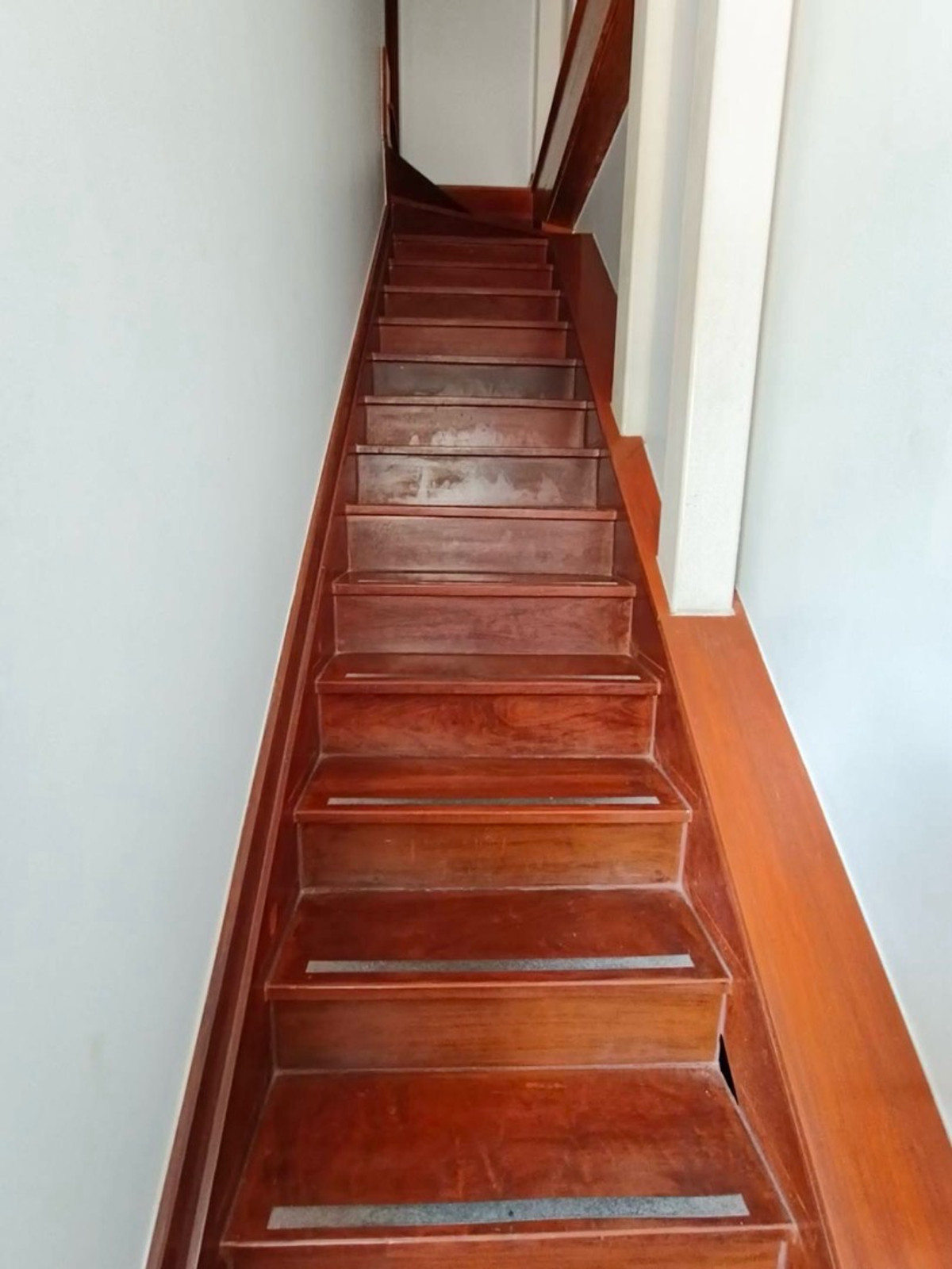 ให้เช่าร้านค้า/ตลาดนัดเยาวราช บางลำพู : พื้นที่ทำธุรกิจ ตึกแถว 2 คูหา เยาวราช MRT สามยอด ทำเลต่างชาติ และนักท่องเที่ยว