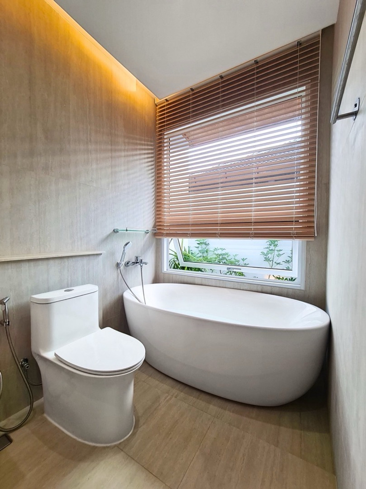 ภูเก็ต : ภูเก็ตพูลวิลล่า ไกล้แหล่งท่องเที่ยว