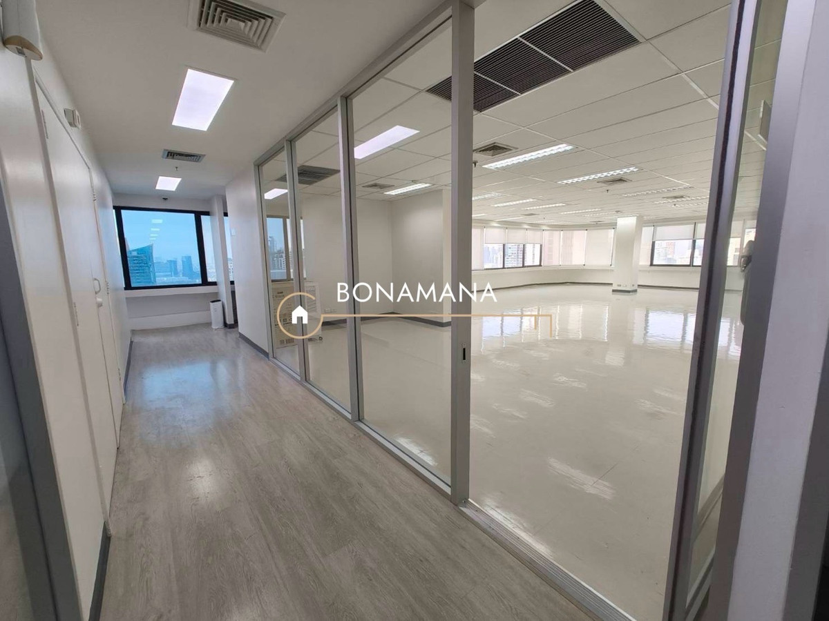 ให้เช่าสำนักงานสุขุมวิท อโศก ทองหล่อ : ให้เช่า ออฟฟิต สำนักงาน ชั้น 41 ขนาด 110.58 ตารางเมตร @ อโศก สุขุมวิท 21 กรุงเทพ | ใกล้ รถไฟฟ้า MRT สถานี สุขุมวิท ระยะทาง 550 เมตร