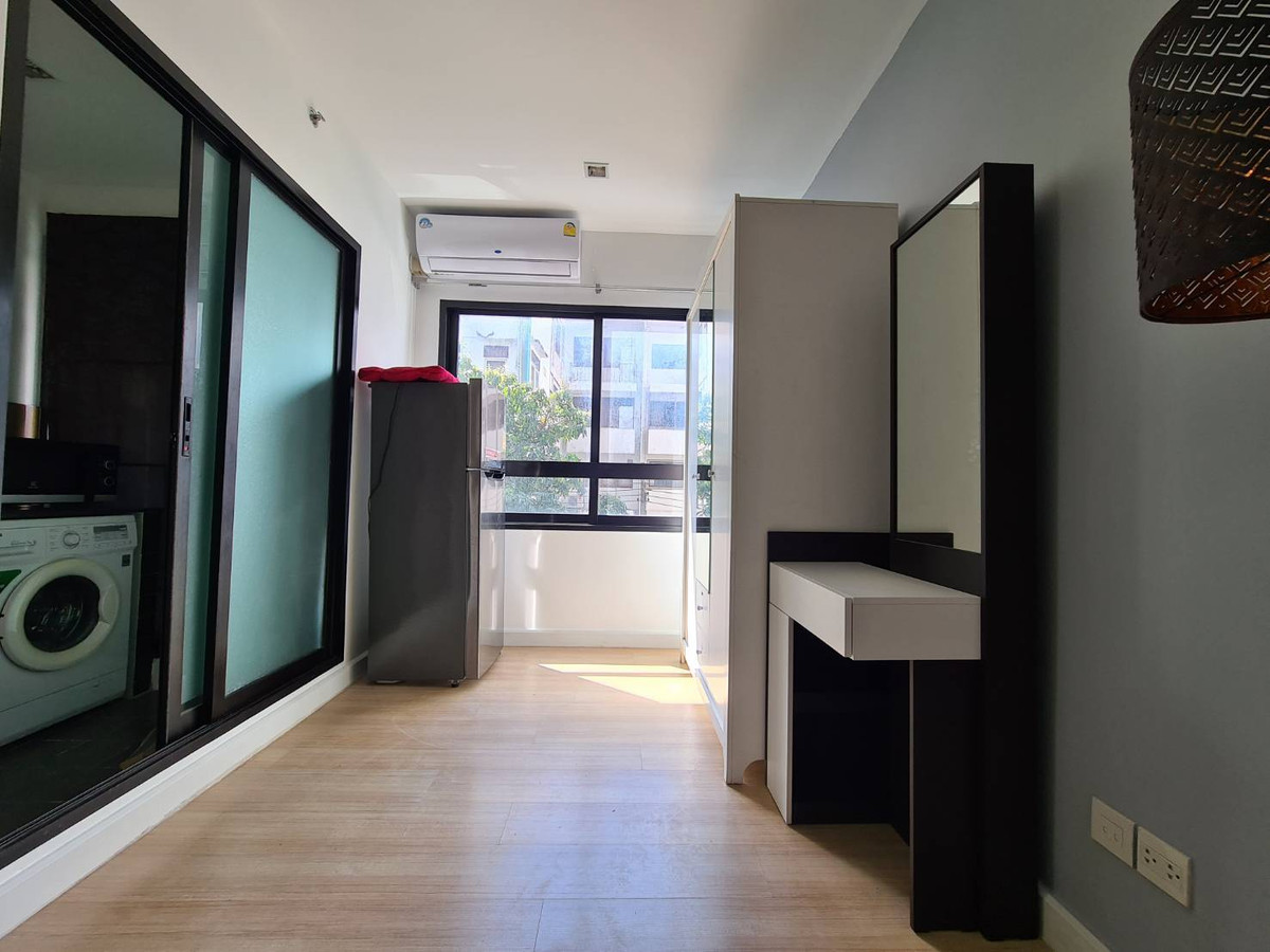 For SaleCondoSathorn, Narathiwat : The Seed Mingle / For investor yield 6%+ / Studio bed 27 sq.m.Tel. 0937890899