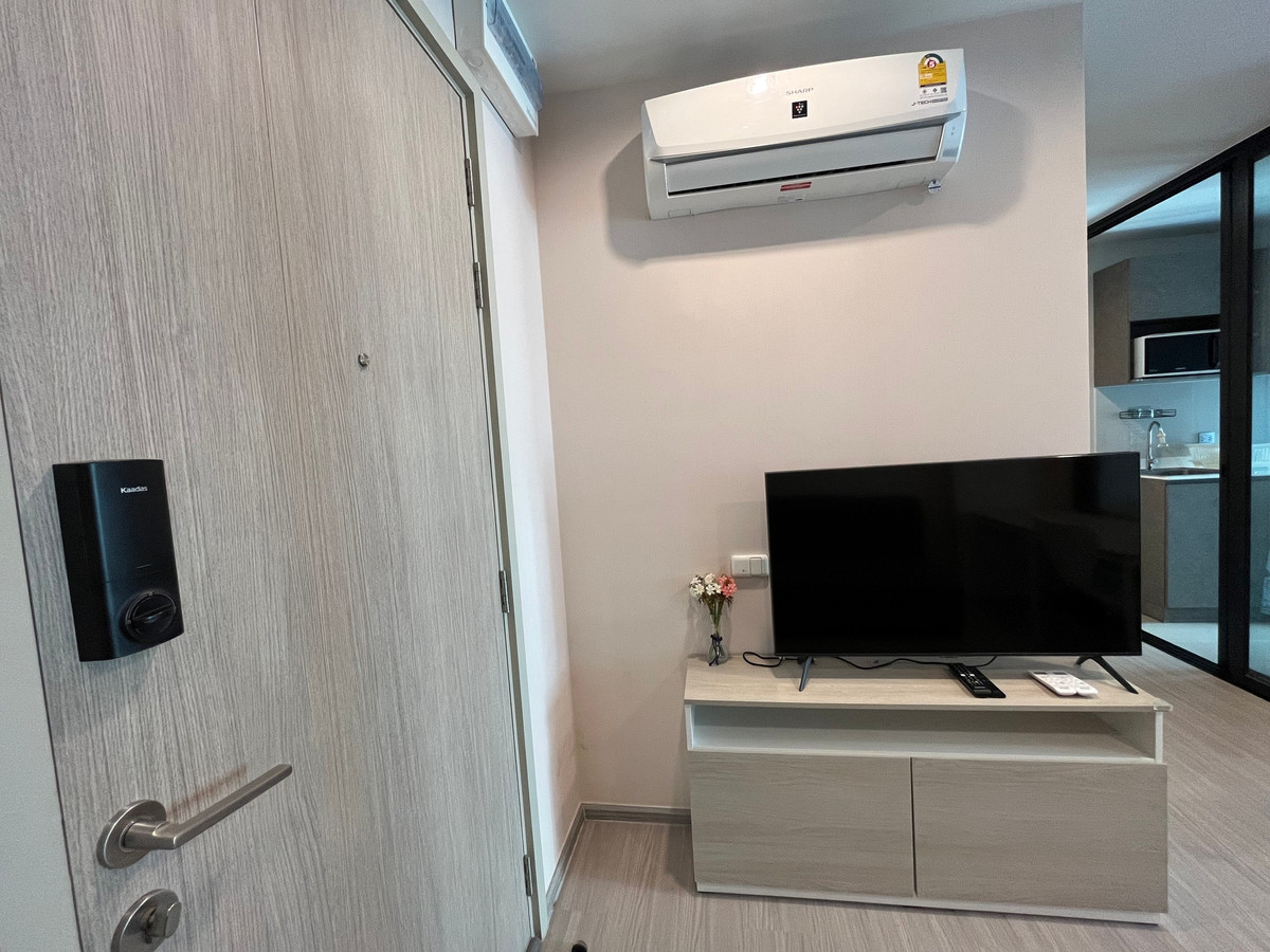 For RentCondoSamut Prakan,Samrong : PFD-08135 For rent Aspire Erawan Prime  next to BTS Chang Erawan.