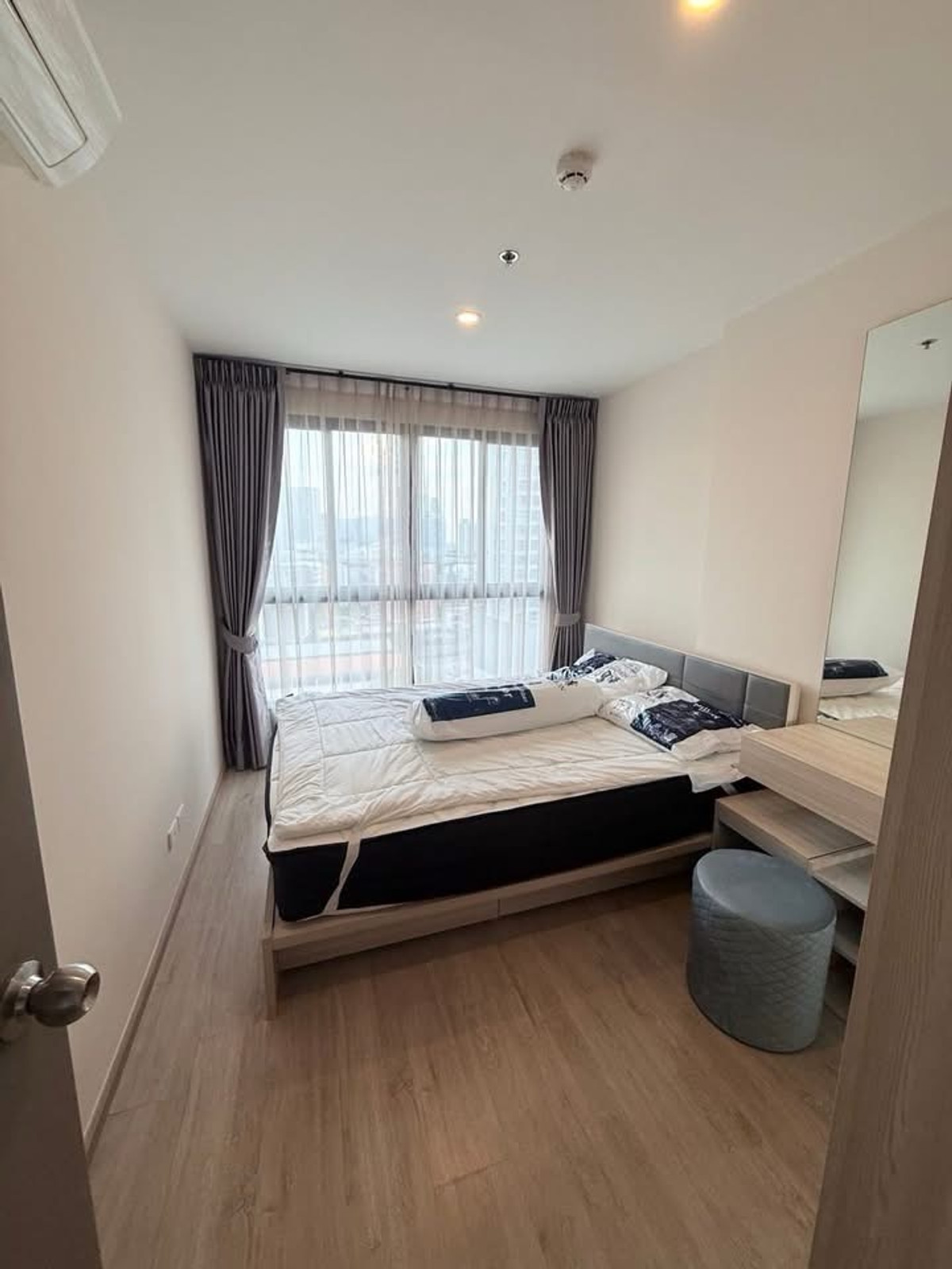 For RentCondoBangna, Bearing, Lasalle : Condo for rent Ideo o2 Sanphawut