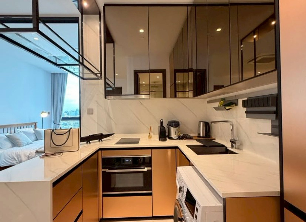 ให้เช่าคอนโดสาทร นราธิวาส : LTH14687 – Condo for Rent | Supalai Icon Sathorn | 45 sqm | 1 Bedroom 1 Bathroom | Luxury High Floor City View Prime Location Best Value | Near MRT Lumpini | 50,000 THB/Month | คอนโดให้เช่า Supalai Icon Sathorn ขนาด 45 ตร.ม. 1 ห้องนอน 1 ห้องน้ำ ห้องชั้นสู