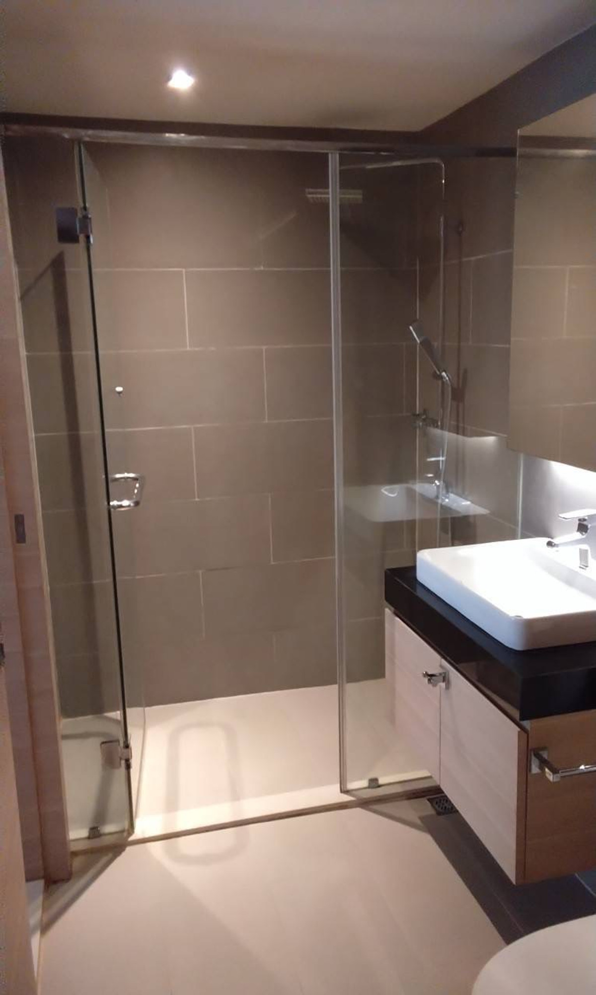 For SaleCondoSilom, Saladaeng, Bangrak : Klass Silom / Best price in market near BTS Chong Nonsi / 1 bed 33 sq.m.Tel. 0937890899