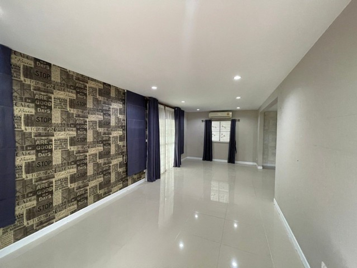 ให้เช่าบ้านสมุทรปราการ สำโรง : HR3311ให้เช่าบ้านเดี่ยวหลังมุมโครงการ พฤกษา ดีไลท์ บางนา-ศรีนครินทร์ วิวโปร่งโล่ง ทำเลศักยภาพ ใกล้ Mega Bangna เพียง 10 นาที