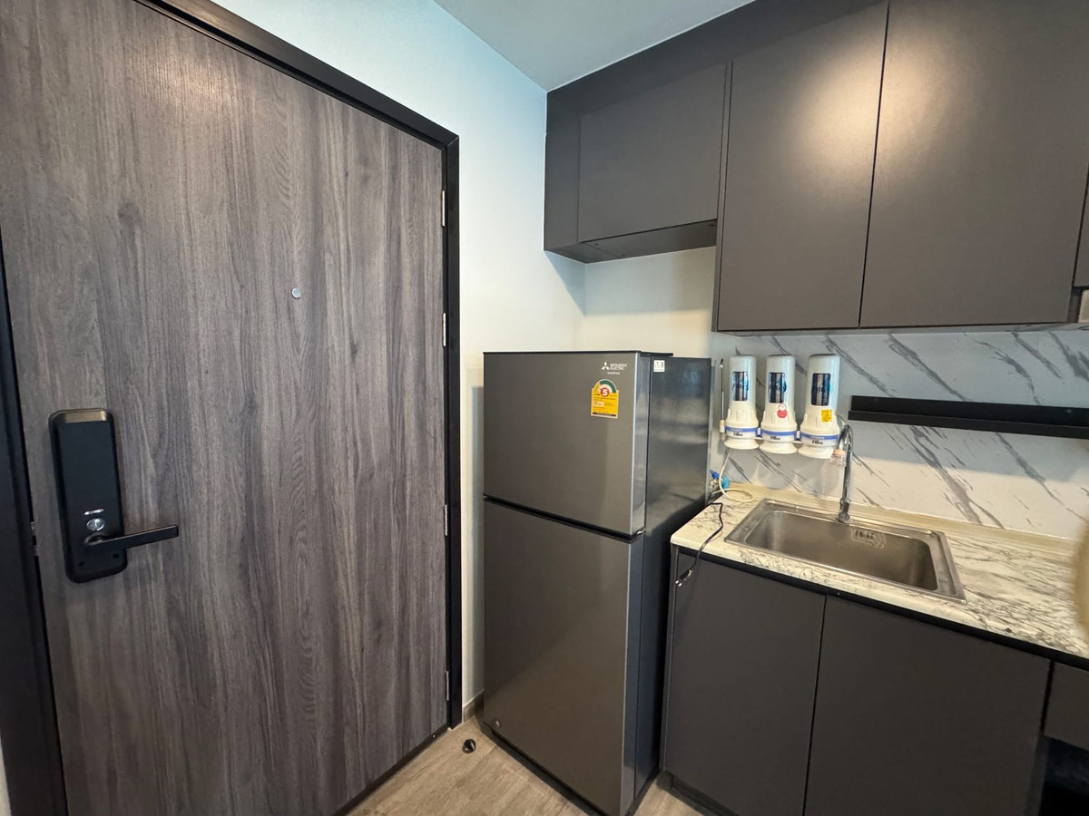 For RentCondoThaphra, Talat Phlu, Wutthakat : ⭐️ Beat Bangwa Interchange ⭐️1 bedroom, 1 bathroom, 32.6 sq m. Complete with room amenities.