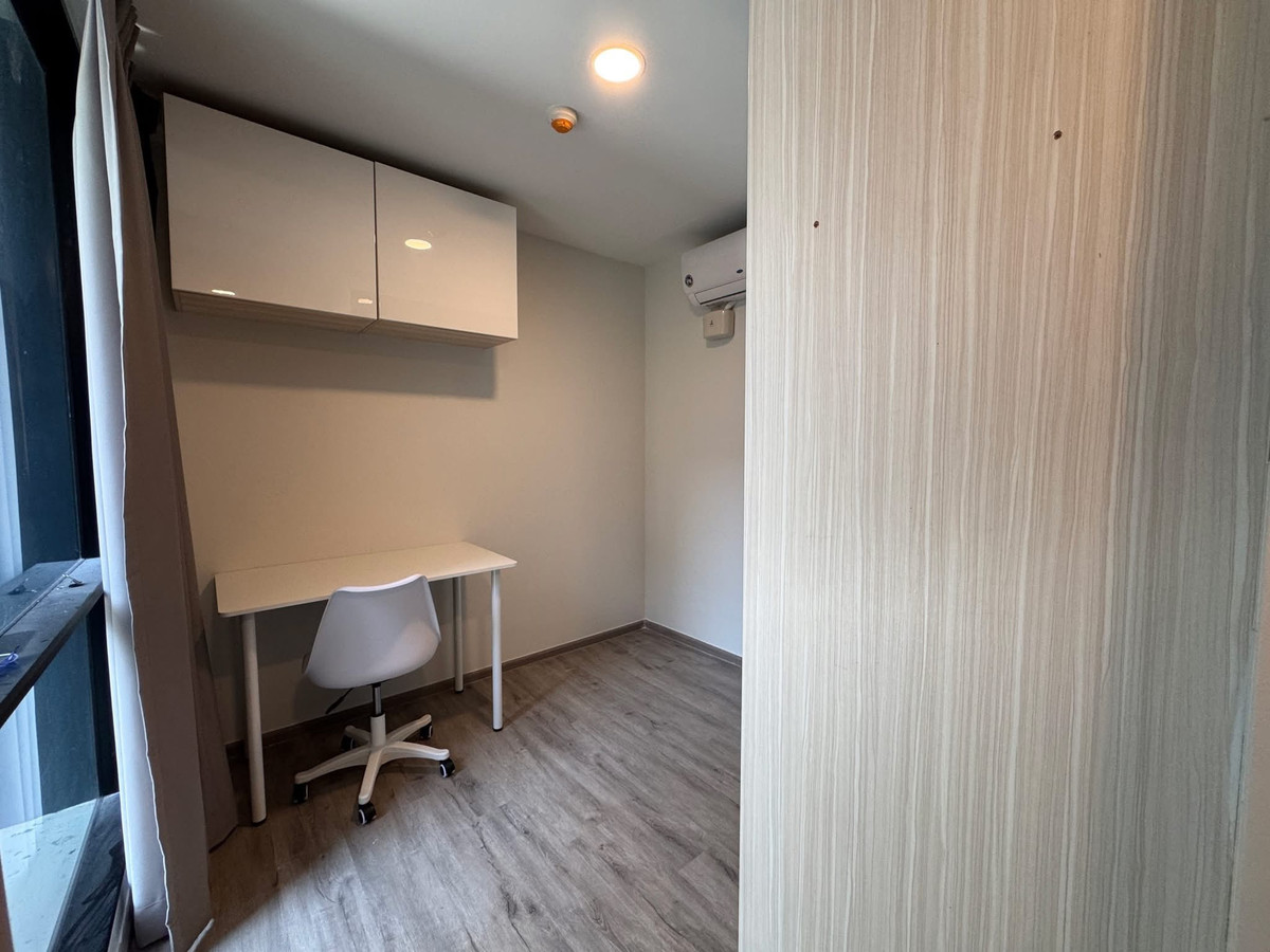For RentCondoThaphra, Talat Phlu, Wutthakat : ⭐️ Beat Bangwa Interchange ⭐️1 bedroom, 1 bathroom, 32.6 sq m. Complete with room amenities.