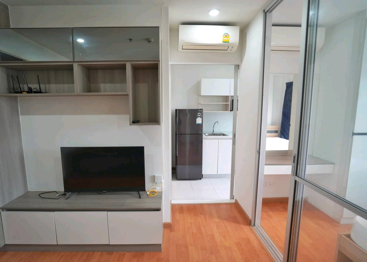 For RentCondoBang kae, Phetkasem : 📍 For rent The President Phetkasem - Bang Khae
Next to The Mall Bang Khae | Near MRT Lak Song, only 400 m.