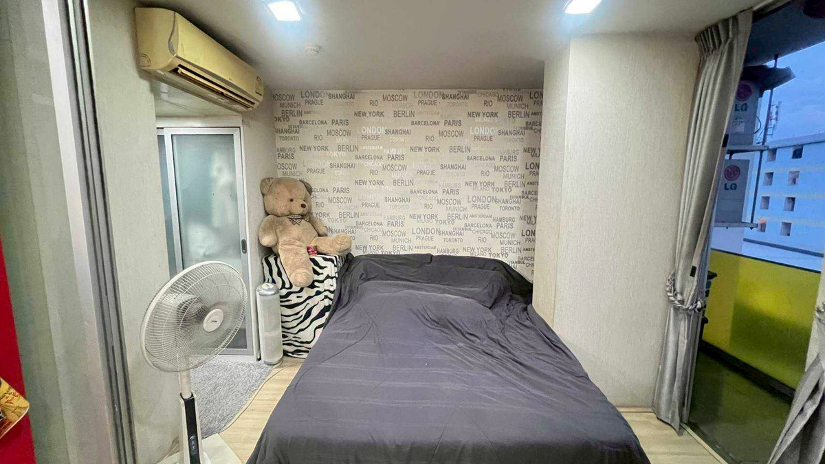 For SaleCondoRatchadapisek, Huaikwang, Suttisan : For sale: The Colory Vivid, spacious room, near MRT Huai Khwang, 300 m., fully furnished, hurry!!