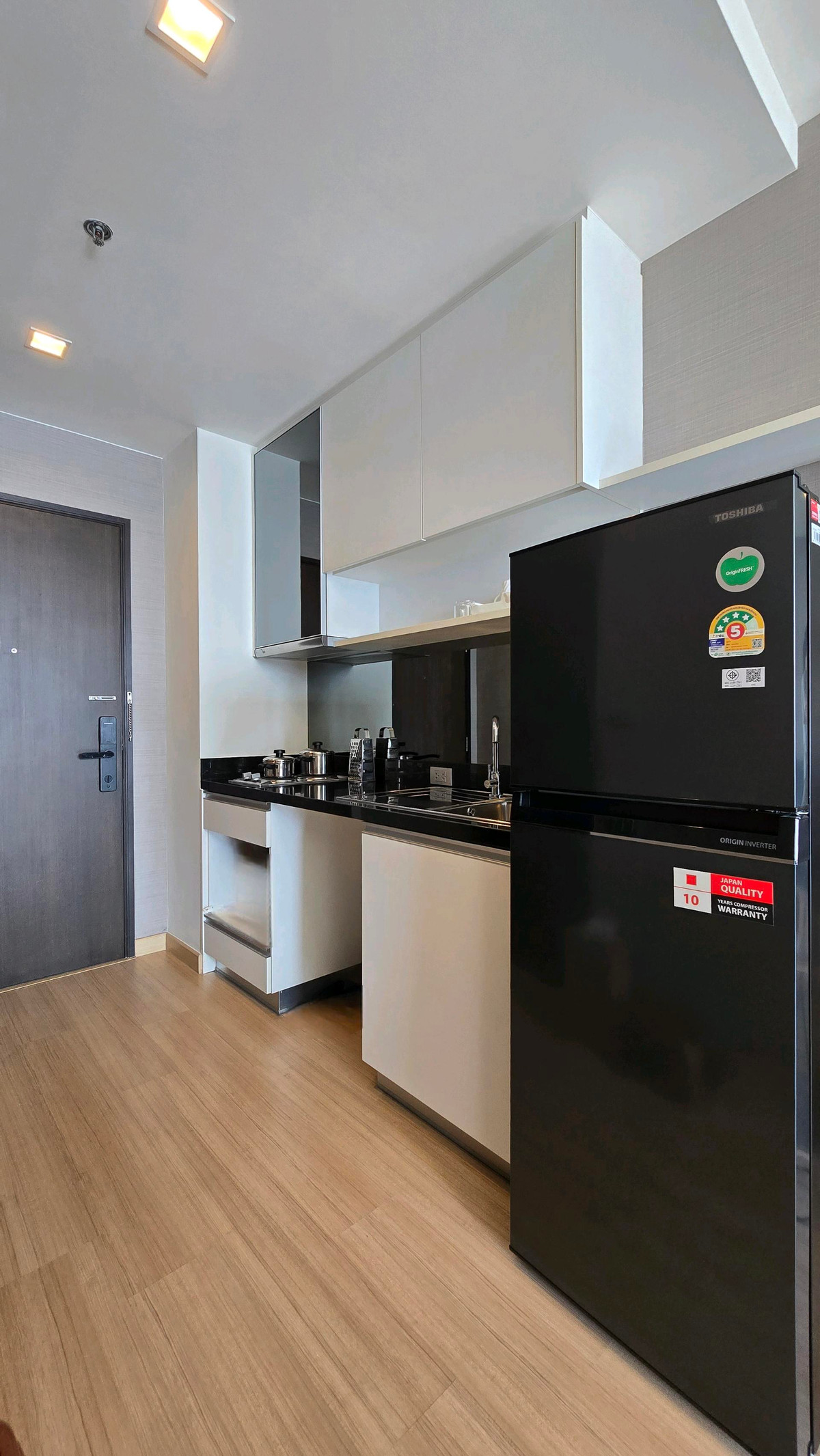 For RentCondoOnnut, Udomsuk : 🔥For Rent Now🔥Skywalk and Wells Residence. Fully furnished, near BTS Skytrain, beautiful view, ready to move in. 