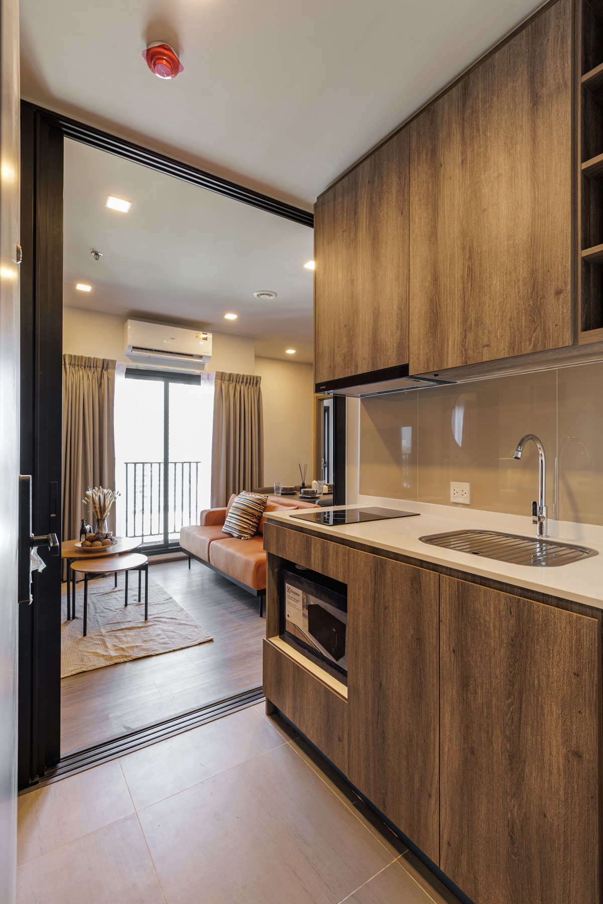 ให้เช่าคอนโดลาดพร้าว เซ็นทรัลลาดพร้าว : 🔥ให้เช่าด่วน🔥Metris District Ladprao 2 ห้องนอน 1 ห้องน้ำ แต่งสวย ครบครันทั้ง เฟอร์นิเจอร์ - เครื่องใช้ไฟฟ้า ใกล้ห้างเซ็นทรัลลาดพร้าว - ยูเนี่ยนมอลล์ และ MRT พหลโยธิน ❗