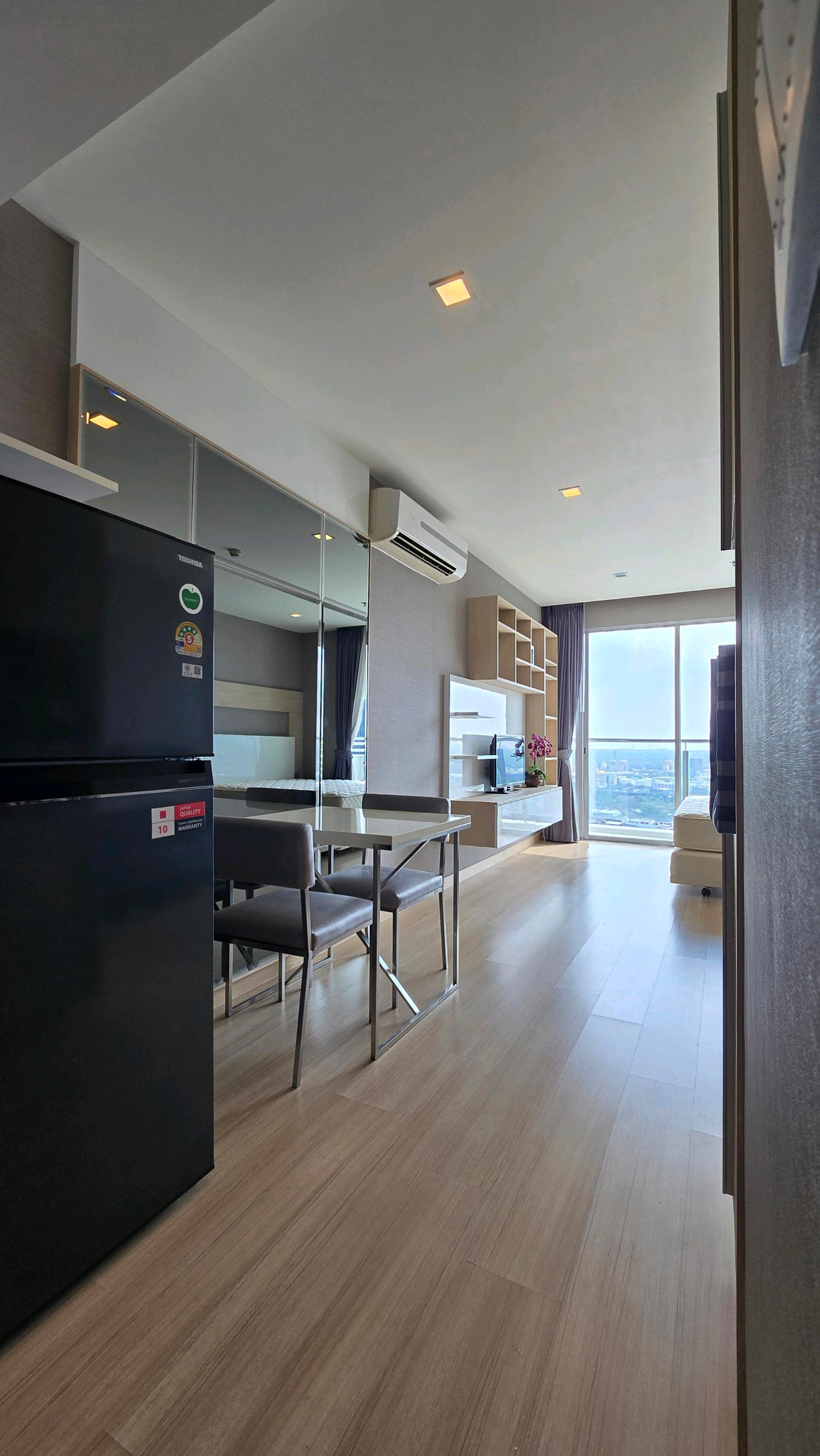 For RentCondoOnnut, Udomsuk : 🔥For Rent Now🔥Skywalk and Wells Residence. Fully furnished, near BTS Skytrain, beautiful view, ready to move in. 