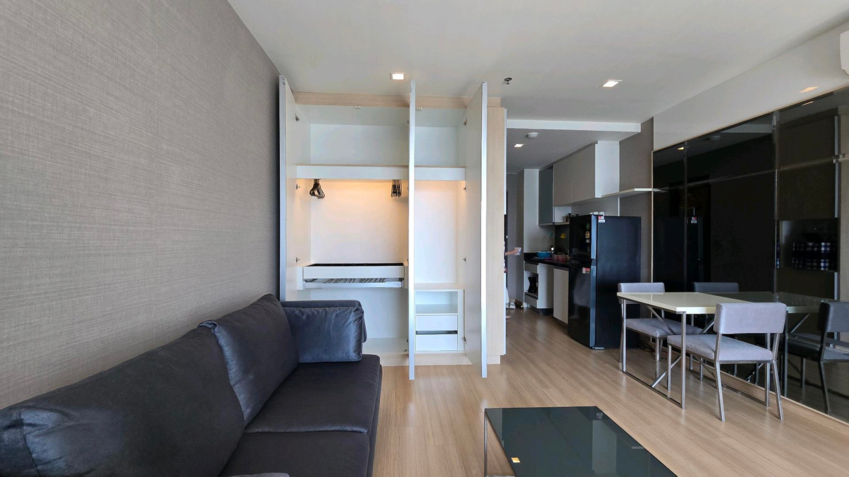 For RentCondoOnnut, Udomsuk : 🔥For Rent Now🔥Skywalk and Wells Residence. Fully furnished, near BTS Skytrain, beautiful view, ready to move in. 