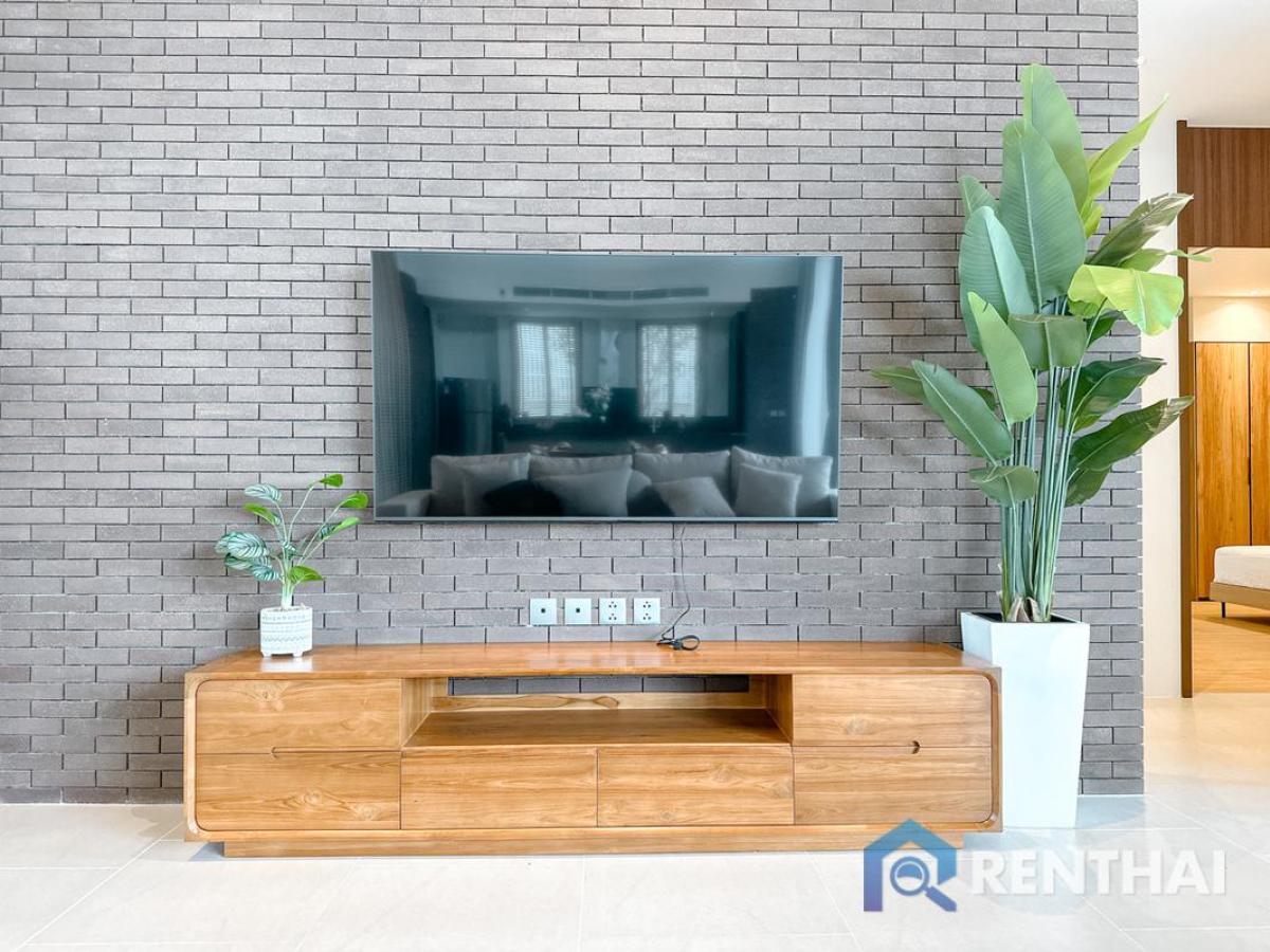 ขายบ้านภูเก็ต : สำหรับ ขาย วิลล่า  ที่ Boat Avenue Residence