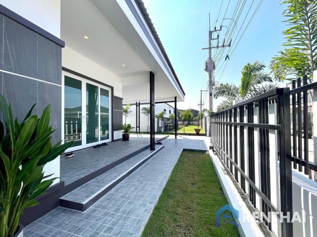 ขายบ้านพัทยา บางแสน ชลบุรี สัตหีบ : บ้านสวยบรรยากาศอบอุ่น ตกแต่งครบพร้อมเข้าอยู่