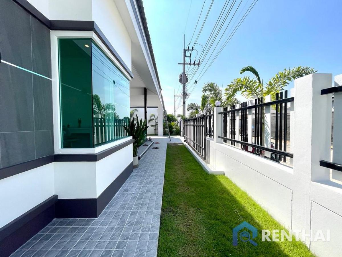 ขายบ้านพัทยา บางแสน ชลบุรี สัตหีบ : บ้านสวยบรรยากาศอบอุ่น ตกแต่งครบพร้อมเข้าอยู่