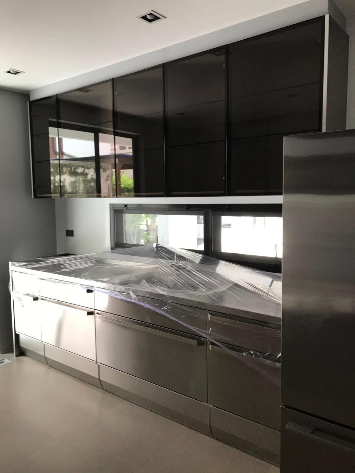 ให้เช่าบ้านพระราม 9 เพชรบุรีตัดใหม่ RCA : 03/04/2026, บ้านหรู 4 ห้องนอน ย่านพระราม 9 พร้อมพื้นที่กว้าง 500 ตรม. 
เช่าหรือซื้อได้ ในทำเลทอง ใกล้รถไฟฟ้าและห้างสรรพสินค้า 0642748883