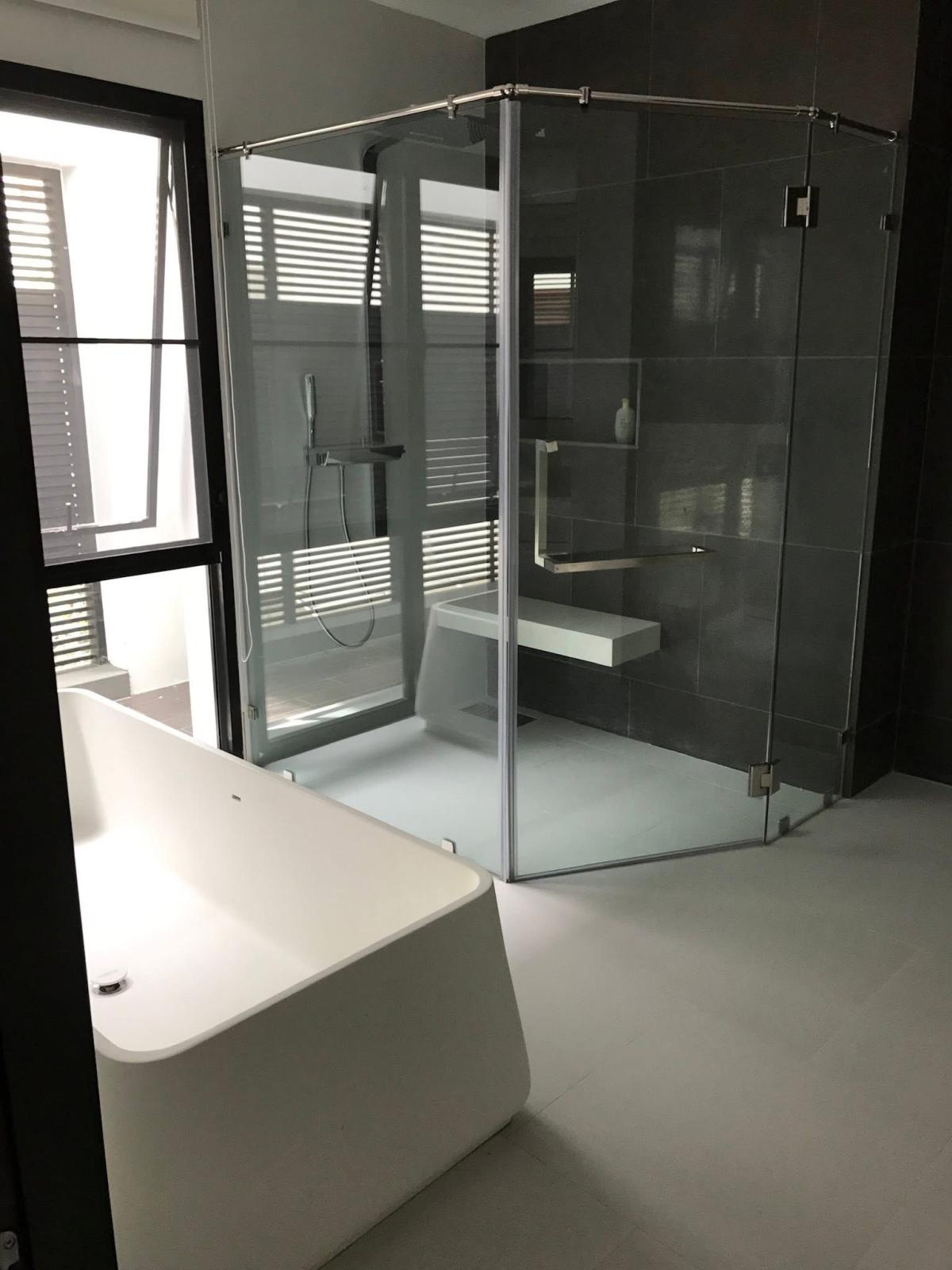 ให้เช่าบ้านพระราม 9 เพชรบุรีตัดใหม่ RCA : 03/04/2026, บ้านหรู 4 ห้องนอน ย่านพระราม 9 พร้อมพื้นที่กว้าง 500 ตรม. 
เช่าหรือซื้อได้ ในทำเลทอง ใกล้รถไฟฟ้าและห้างสรรพสินค้า 0642748883