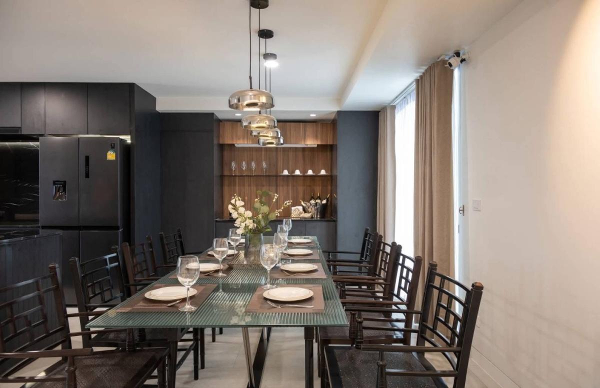 ขายสำนักงานรัชดา ห้วยขวาง : 03/04/2026, โฮมออฟฟิศหรู 5 ชั้น พร้อมสระว่ายน้ำส่วนตัว ใจกลางอารีย์ 
ลงทุนทำเลทอง ราคา 45 ล้าน เจ้าของขายเอง! 0642748883