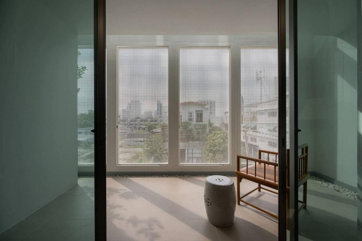 ขายสำนักงานรัชดา ห้วยขวาง : 03/04/2026, โฮมออฟฟิศหรู 5 ชั้น พร้อมสระว่ายน้ำส่วนตัว ใจกลางอารีย์ 
ลงทุนทำเลทอง ราคา 45 ล้าน เจ้าของขายเอง! 0642748883