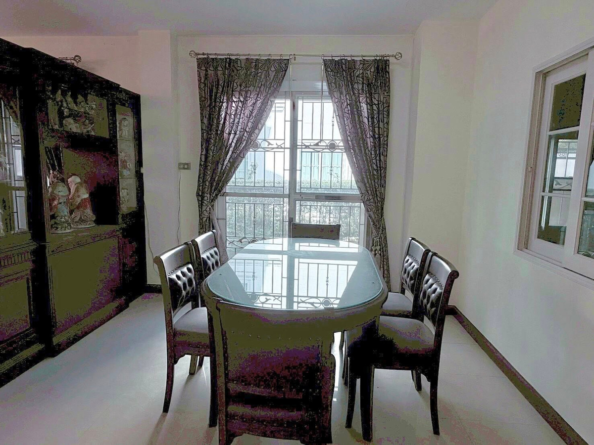 For RentTownhomeThaphra, Talat Phlu, Wutthakat : HR3319 Townhome for rent, Project: Urban Sathorn, corner house, wide area, connected to Sathorn only 10 minutes, near BTS Bang Wa.