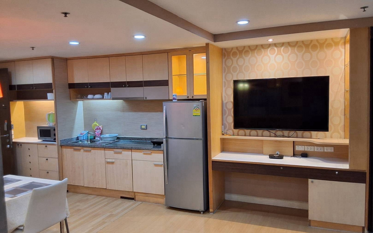 For RentCondoNana, North Nana,Sukhumvit13, Soi Nana : For rent: The Trendy Condo ☎️ 0912322009