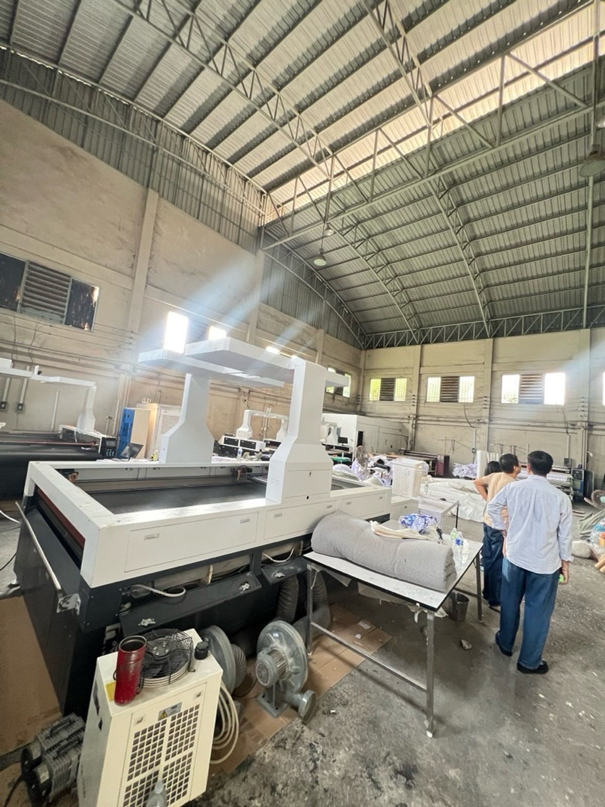 โกดังนนทบุรี บางใหญ่ บางบัวทอง : เช่า/ขาย อาคารสำนักงานพร้อมโกดัง ต.ตลาดขวัญอ.เมืองนนทบุรี จ.นนทบุรี สำนักงาน 4 ชั้น ขนาด1,400 ตร.ม เช่า 175,000 บาท ขาย 29,900,000 บาท