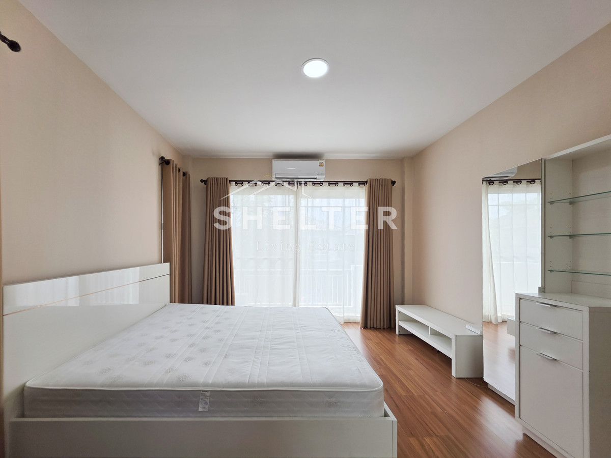 For RentHousePattanakan, Srinakarin : Single house for rent Ready to move in Near the Orange and Yellow lines. Can connect to both Srinakarin-Phatthanakan-Rama 9 🚃